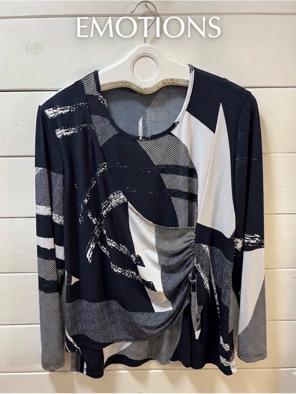 ÉMOTIONS – Navy Abstract Print Top L